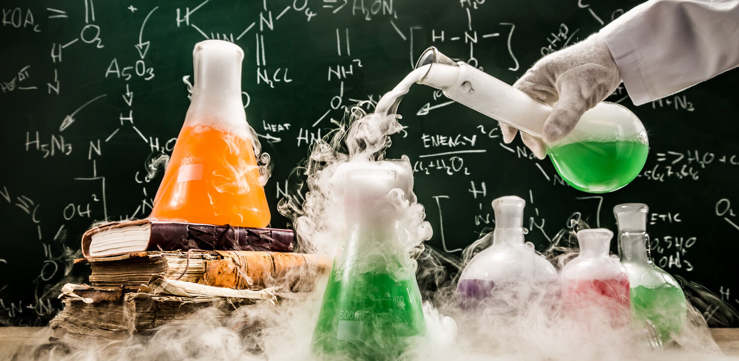 8 تجارب كيميائية ممتعة يمكنك إجراؤها في المنزل
